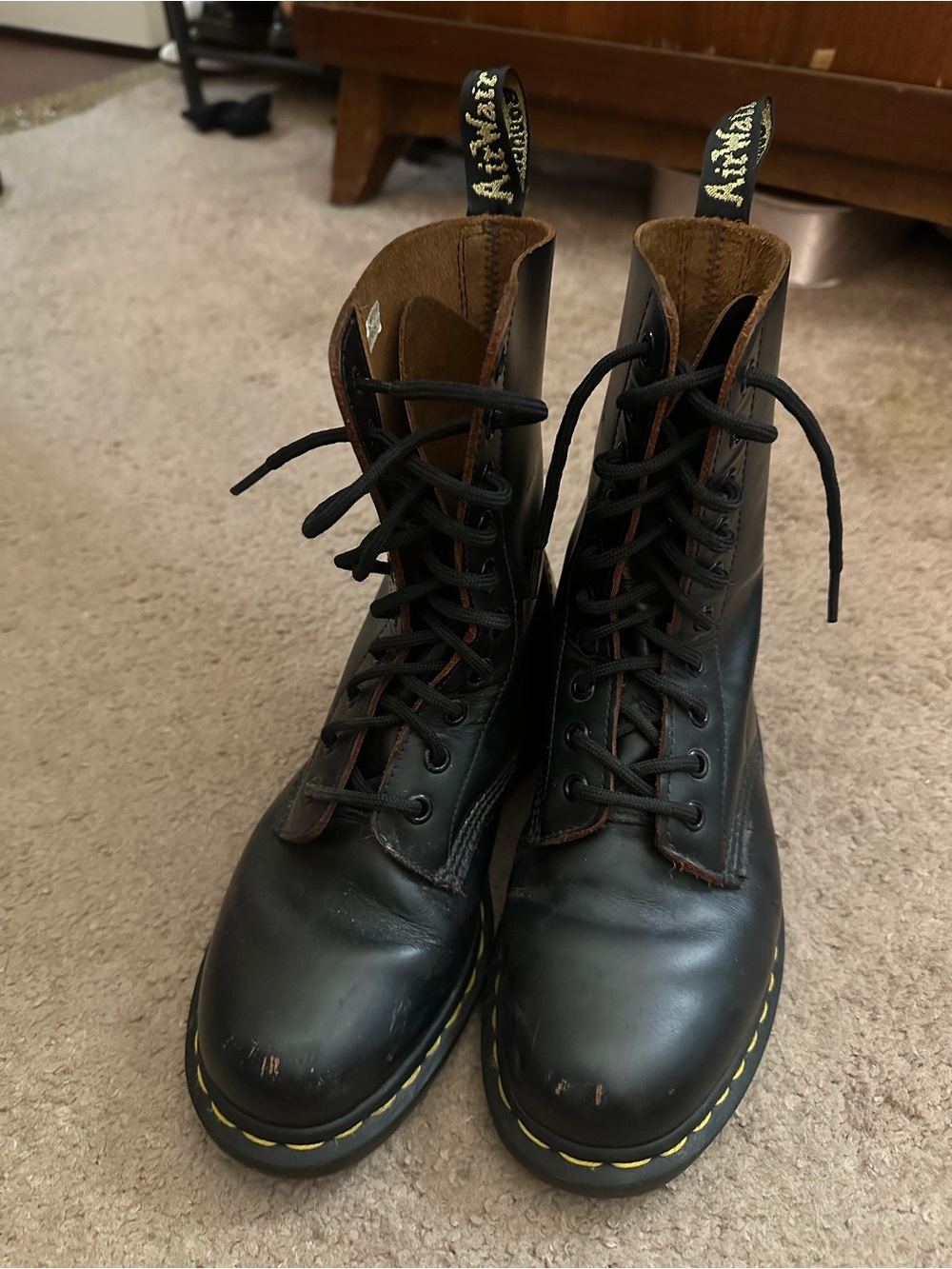 Black Leather Lace-Up Combat Boots - Dr. Martens MIE Pascal 7L